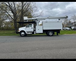 2015 Ford Super Duty F-750 Straight Frame